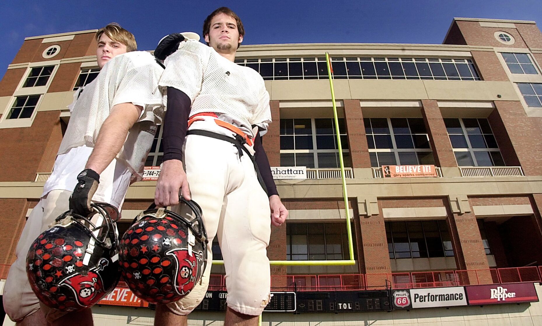 Lewis Field 2000